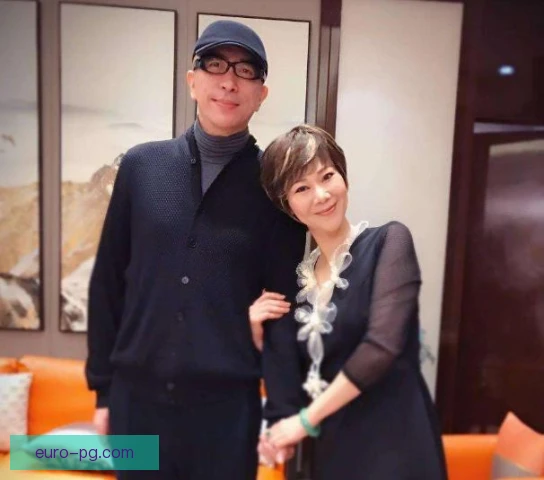 曹燕华技术选择偏好，快攻结合弧圈成就独特风格